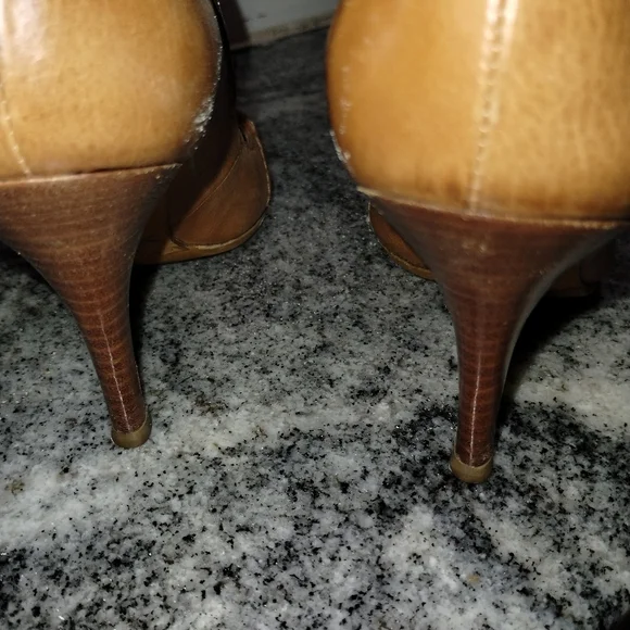 Pura Lopez pumps size 36, caramel colored leather with tassles - Picture 3 of 9